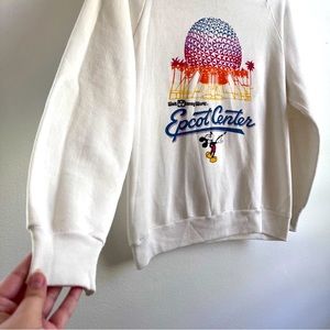 Vintage 90’s Disney Sweatshirt Epcot Center Park Sweater Size Small
